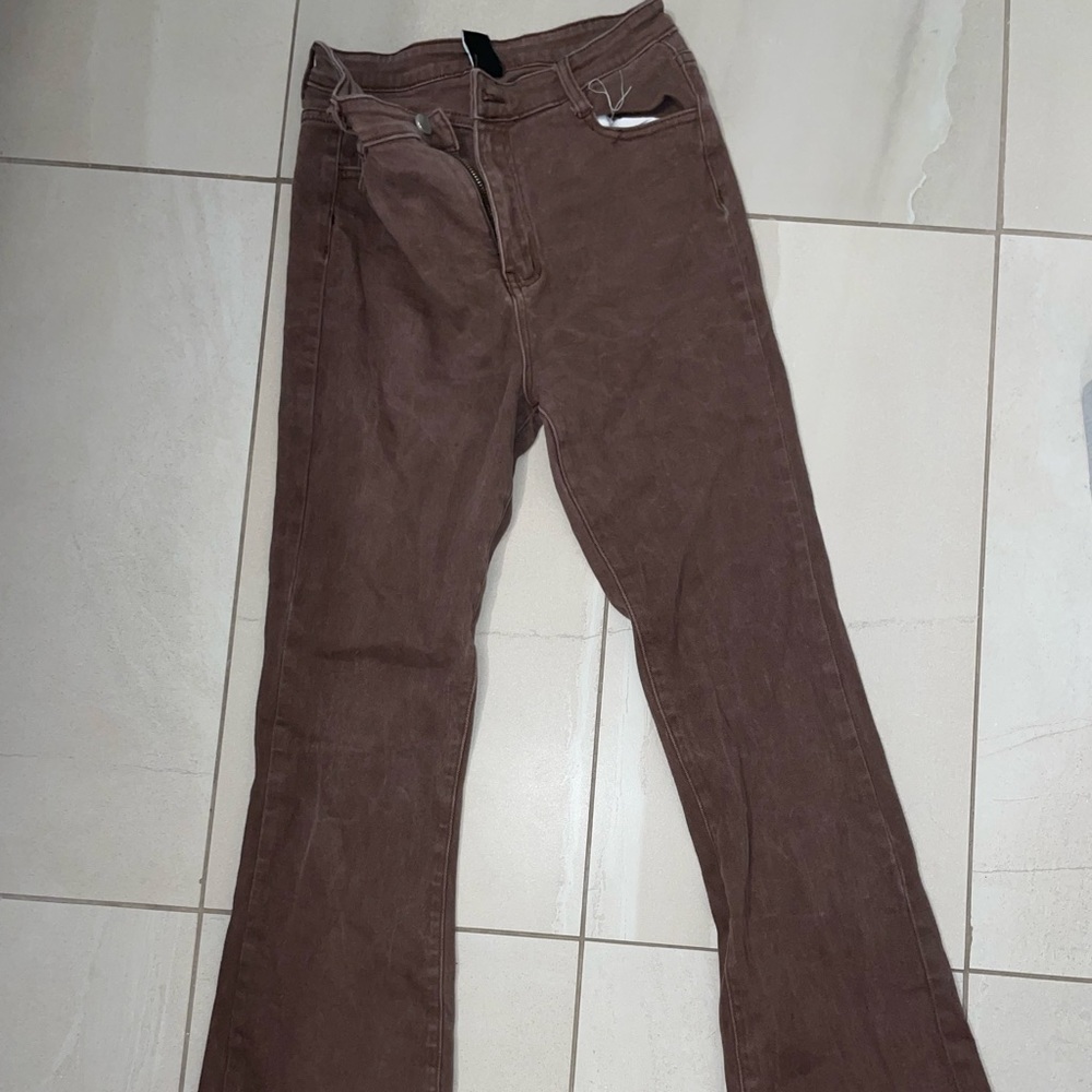 Perfect trendy brown high waisted flair pants, denim x elastic material